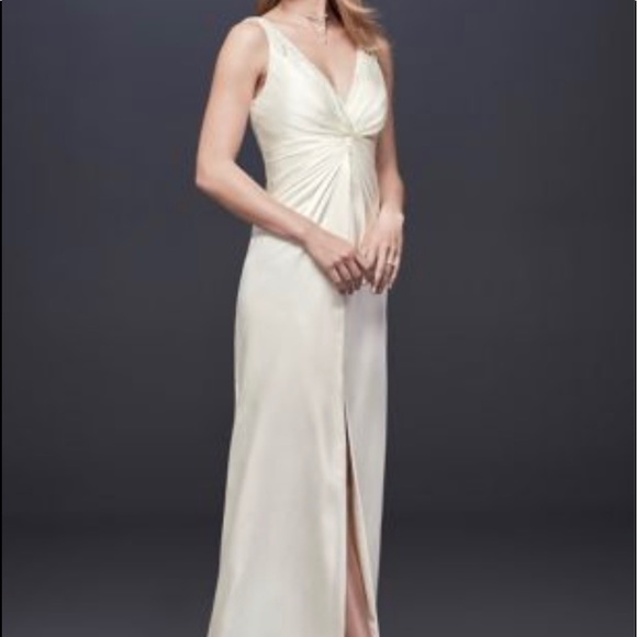 David's Bridal Dresses & Skirts - Satin feel dress